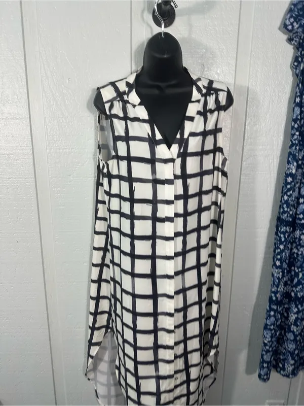 Crosby Black and White Button Down Dress Size Large EUC - Image 4