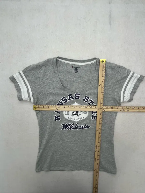 Champion Kansas State Wildcats Women’s Gray Striped Sleeve V-Neck T-Shirt Small - Image 8