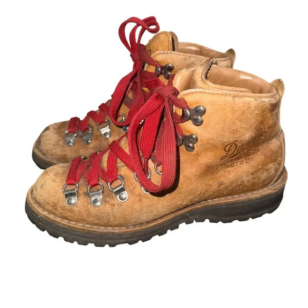 Danner Mountain Light Tan Leather Hiking Boots Made in USA Vibram Sole Size 6.5‎ - Image 2