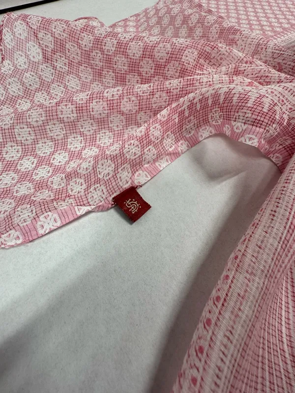 Pink and White Lightweight Puree Cotton Patterned Shawl‎ or Scarf - 97" x 32". - Image 7