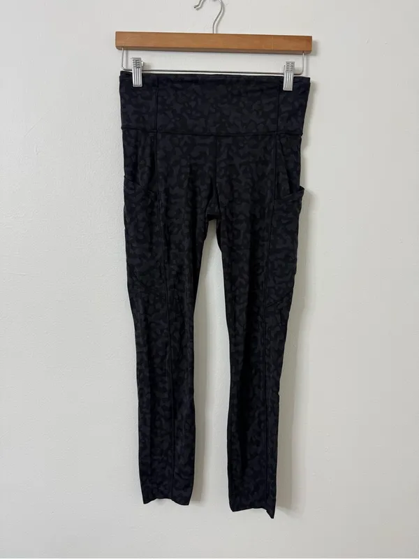 {6} FLAWS Lululemon Fast and Free Tight II 25" - Formation Camo Deep Coal - Image 3