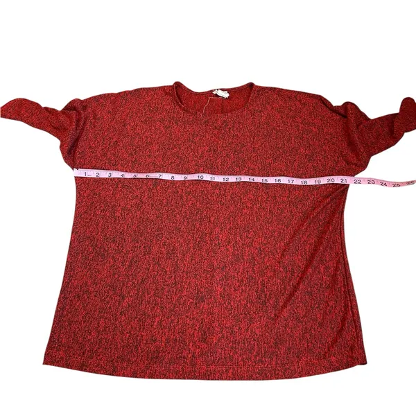 ANDREA JOVINE marbled red top with cropped sleeves - Image 3