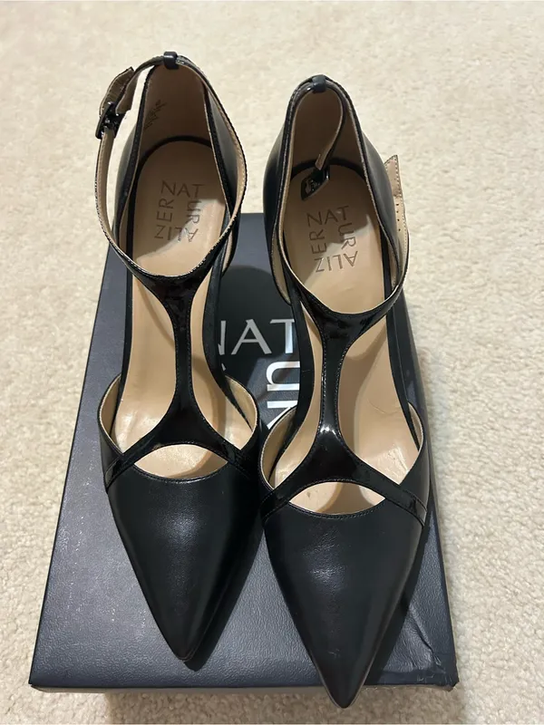 Black Women's Pointed - Image 2