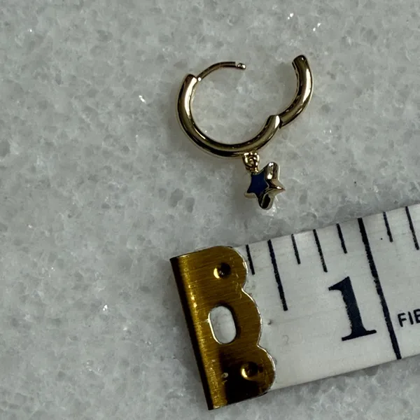 Kendra Scott Kayla Huggie Gold Hoop Earrings Blue Star Charm New - Image 6