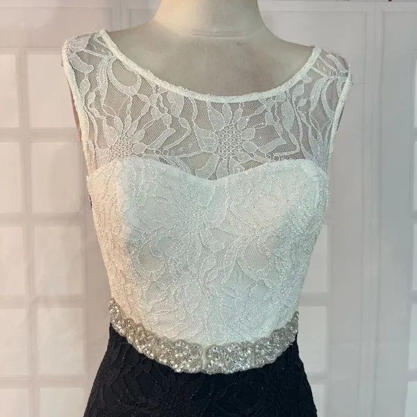 City Studio White Black Sparkle Lace Embellished Waist Formal Gown Size 0 - Image 2