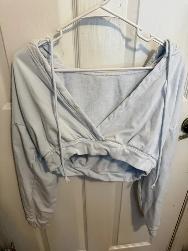 Cupshe Light Blue Cropped Wrap Hoodie | Women’s Medium | Fleece Pullover - Image 2
