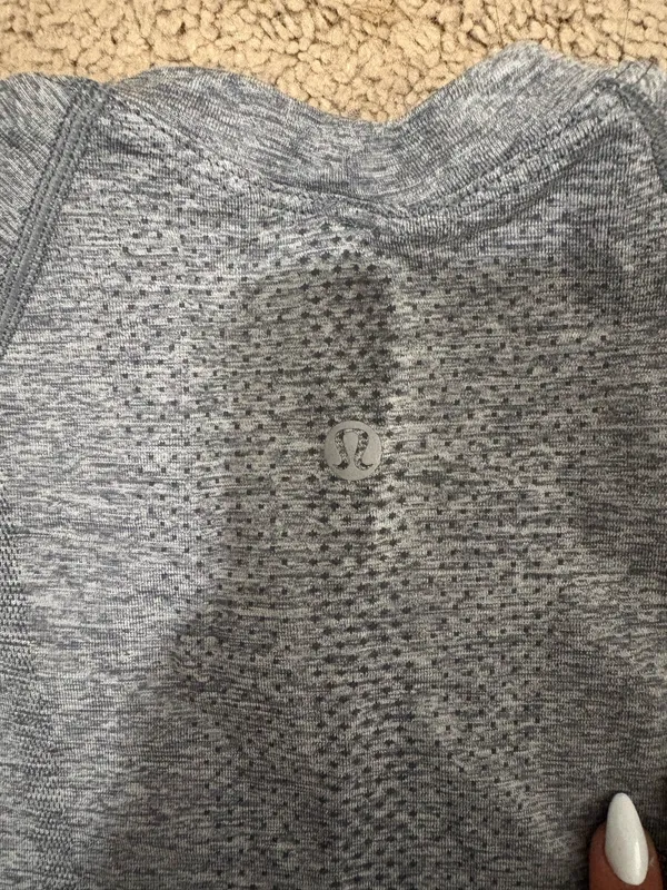 Lululemon Swiftly Tech Short Sleeve 2.0 - Image 3