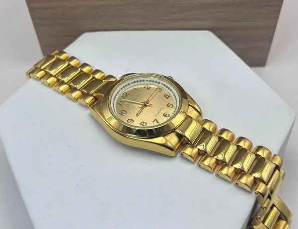 Joan Rivers Classics Gold Tone Unisex Watch - Image 5
