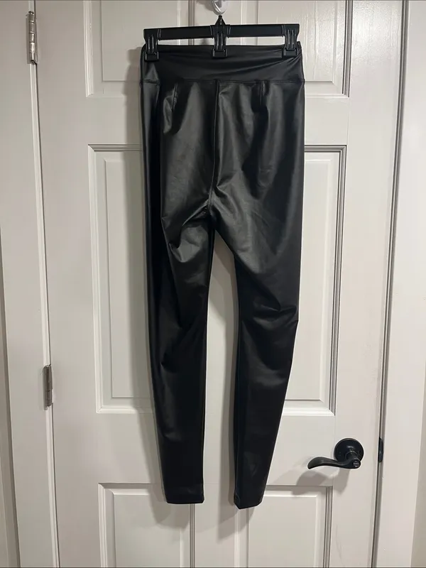 Aerie Offline Real Luxe Faux Leather Hi Rise Leggings in Black Size Medium - Image 3