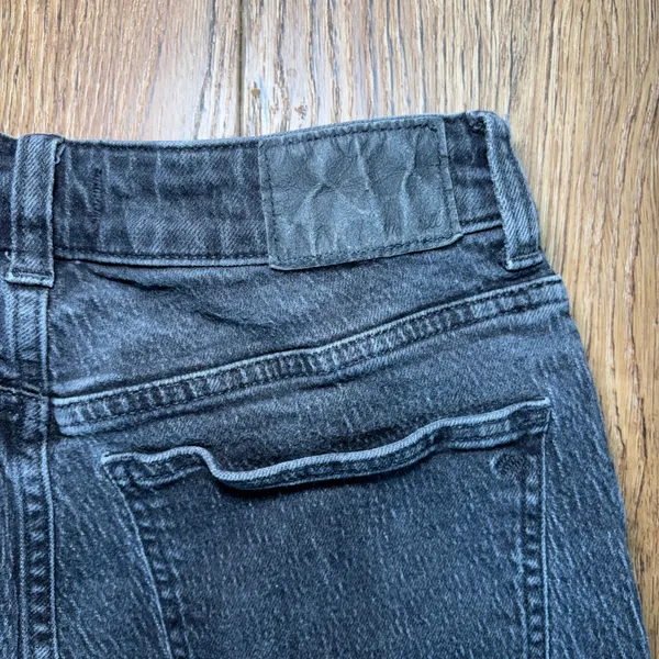 Madewell Curvy 90s Straight Leg Jeans Washed Black Size 29 Tall High Rise grunge - Image 12