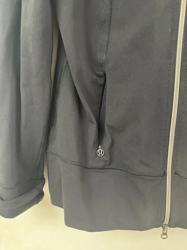 Lululemon Jacket Black Women’s - Image 2