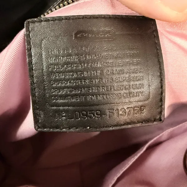 Vintage Coach Black Leather Pleated Gallery Tote with Hanging Charm - Image 7