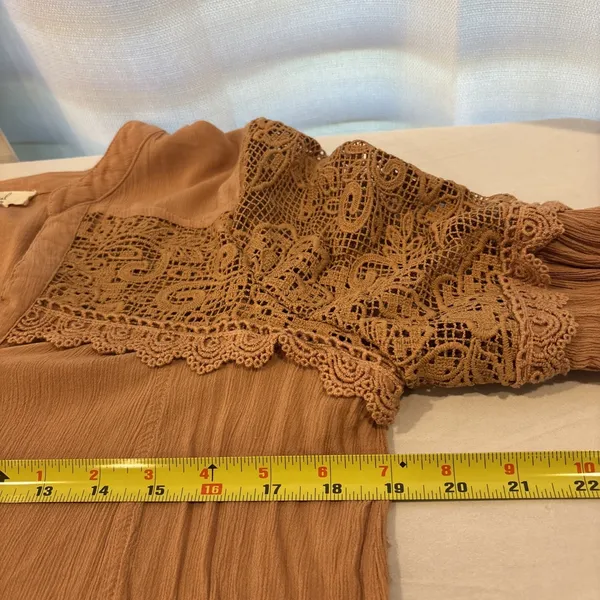 Easel Women Size Large Boho Peasant Blouse Top Lace Crochet Shirt‎ Festival - Image 7