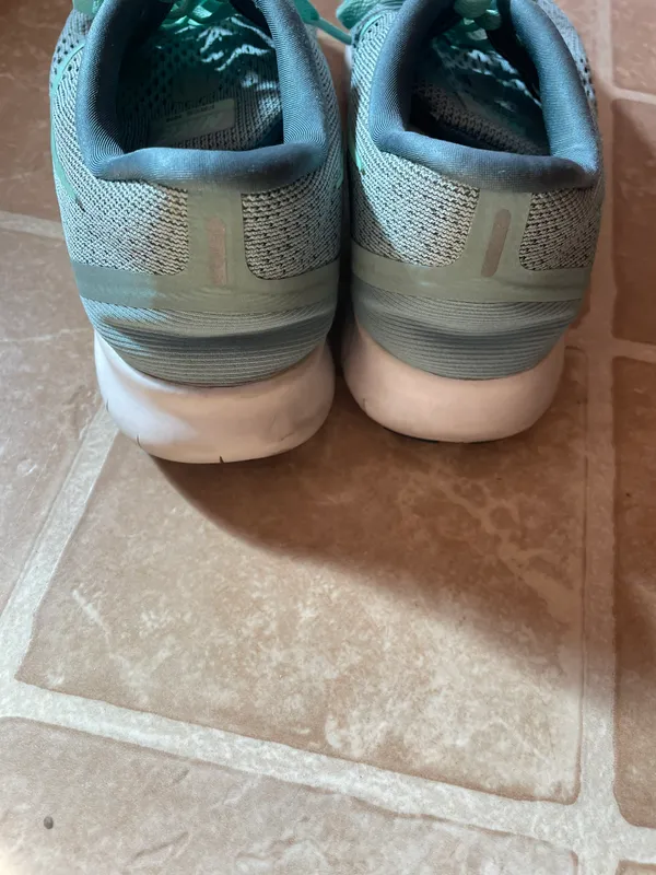 Nike Running Shoes - Image 6