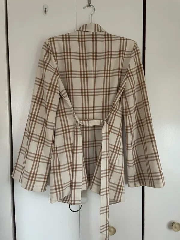 Boohoo Cream tan plaid suit set - Image 3