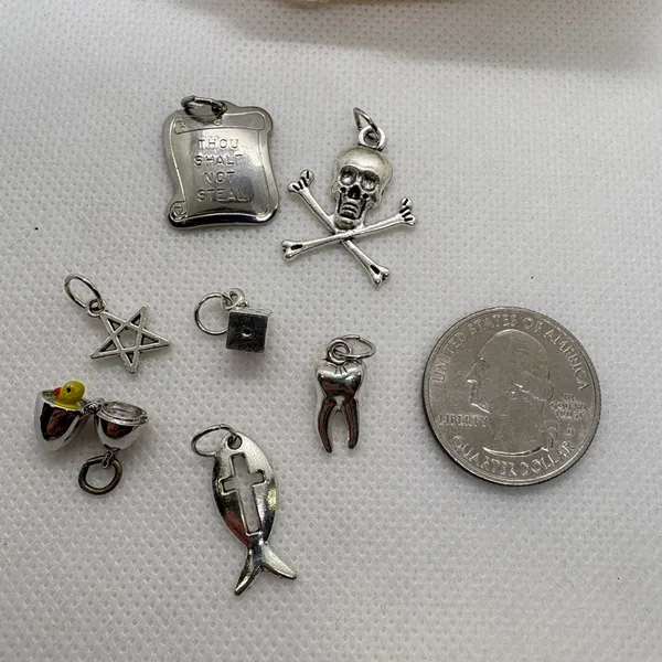 Vintage Silver Tone Charm‎ Lot Skull Tooth Pentagram Chick in Egg 7pc SKU 262 - Image 3