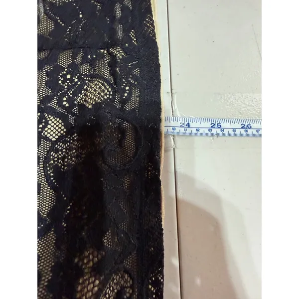 Express Camisole Women S Black Floral Lace Nude Lining Y2K Coquette Tank Top - Image 8
