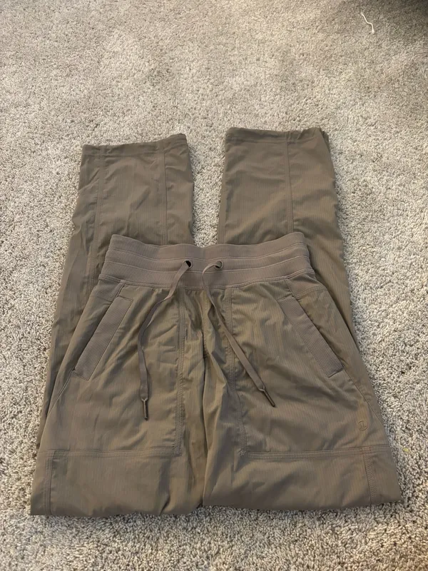 Lululemon Dance Pants Studio - Image 6