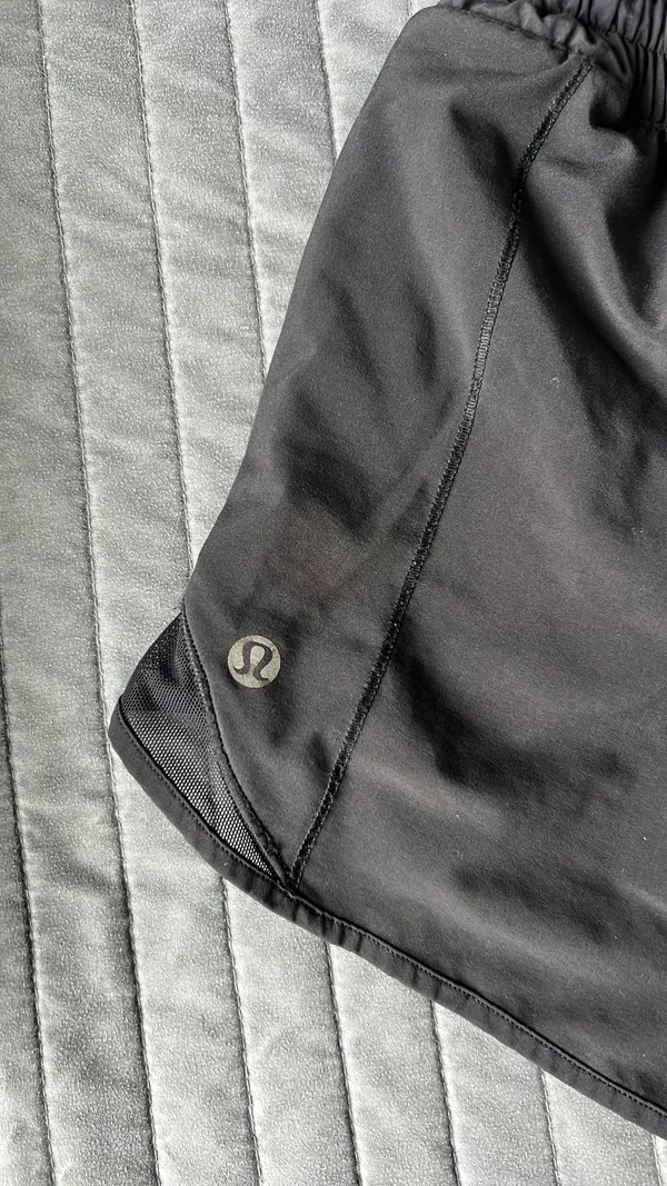 Lululemon Hotty Hot Shorts - Image 3