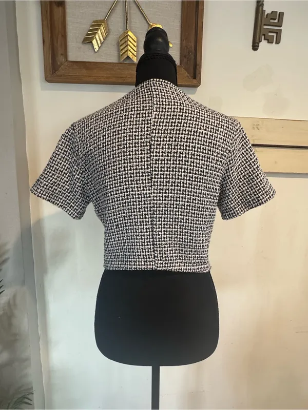 SHEIN Black & White Houndstooth Button-Front Crop Blazer - Image 2