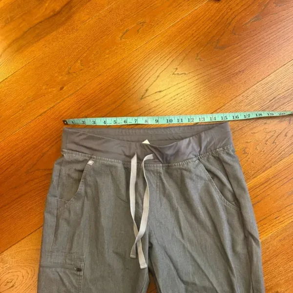 Figs Zamora Jogger scrub‎ pants size M - Image 8