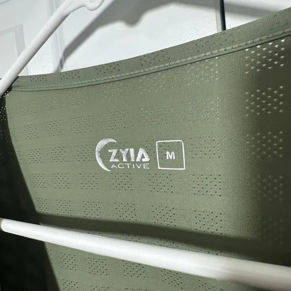 Zyia Active T-Shirt Womens Medium‎ Green Perforated Cooling Short Sleeve Top - Image 2