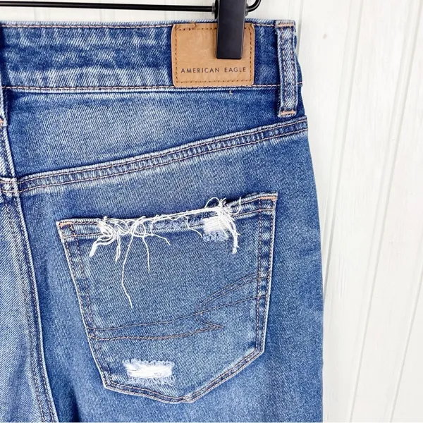 American Eagle Stretch Mom Straight Jean Cool Torn Blue Wash Denim Womens Size 6 - Image 10