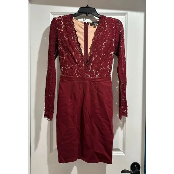 Lulu’s “Swoon-er or Later” Lace V-Neck Bodycon Dress - Image 2