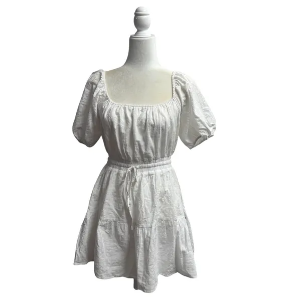 Lulus Sunny Day Feeling Tiered Puff Short Sleeve Mini Dress White Small NEW - Image 4