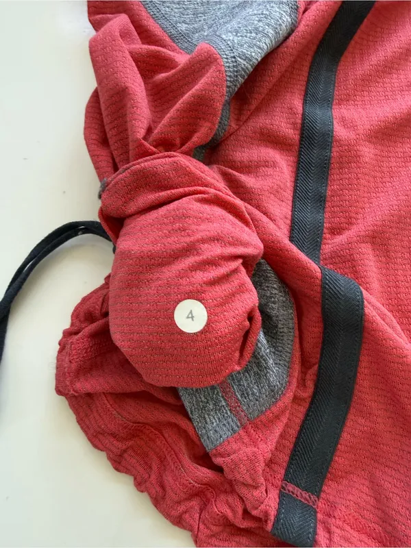 lululemon Running Swiftly Short Sleeved Tee size 4 - Image 5