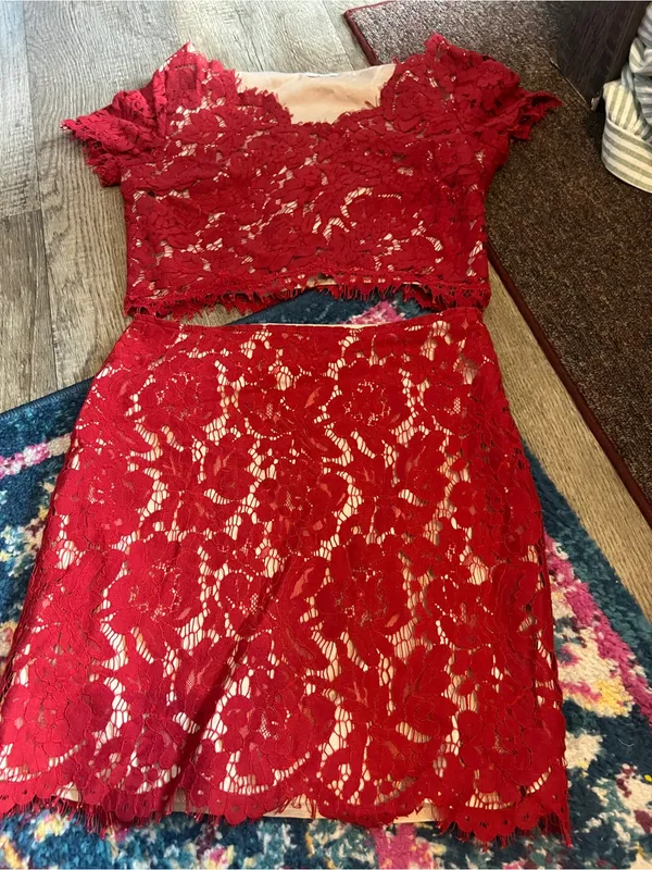 Lucy Paris 2 piece skirt and top set s/m - Image 2