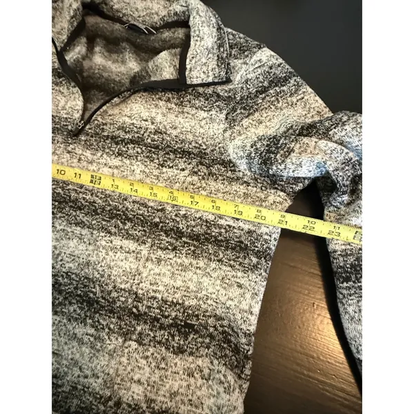 Lands End Womens XL‎ 18 Fleece Quarter Zip Pullover Grey Striped Space Dye Top - Image 5