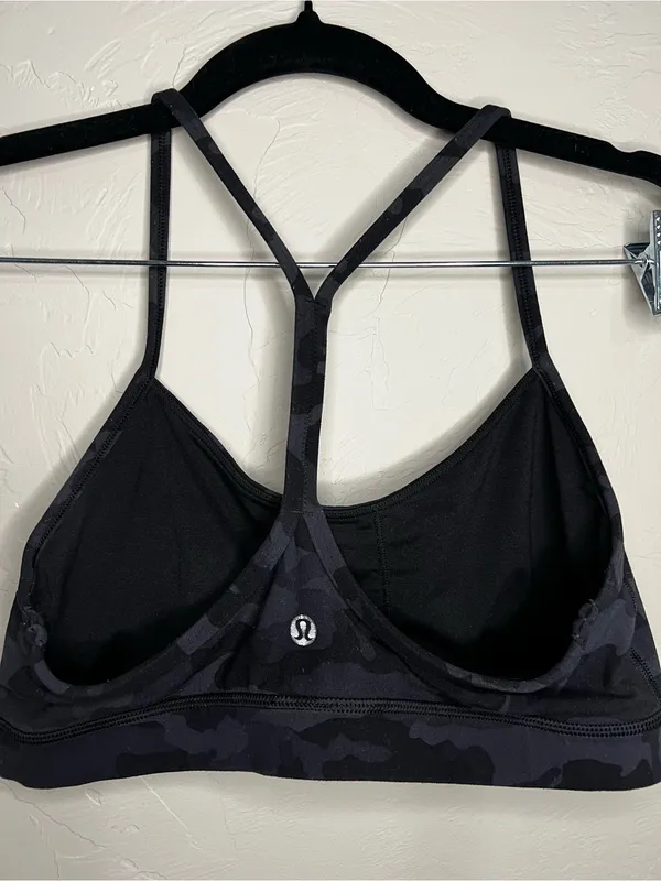 Lululemon Flow‎ Y Nulu Black Gray Camo Light Support Yoga Sports Bra - Image 5