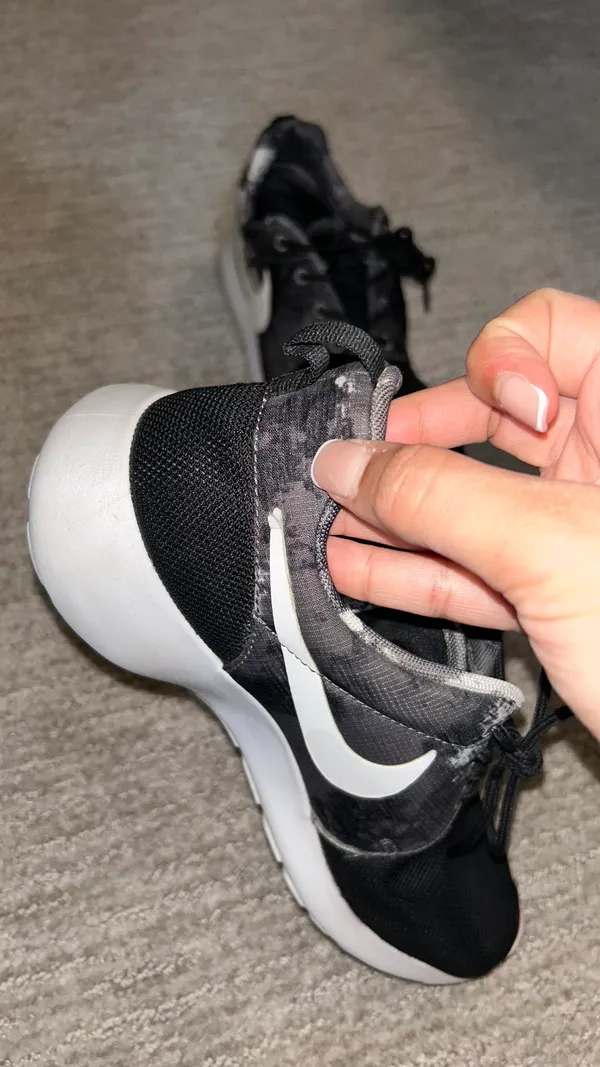 Nike  - Image 8