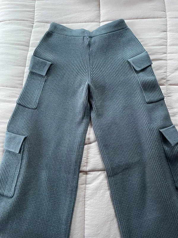 Edikted Wynter cargo knit pants - Image 2