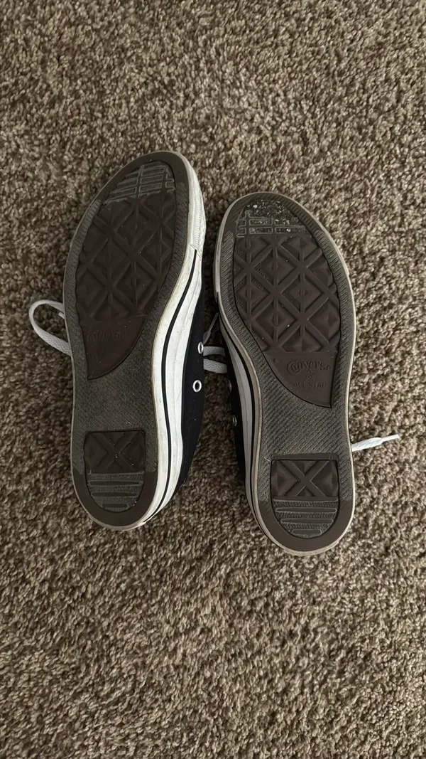 Converse Black Low-Top Sneakers - Image 2