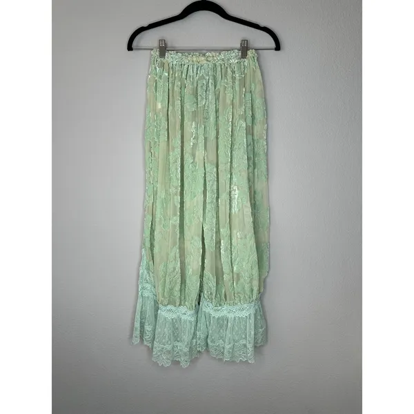 FREE PEOPLE Intimately Forever Young Velvet Bloomer Whimsy Burnout Pants Size XS - Image 6