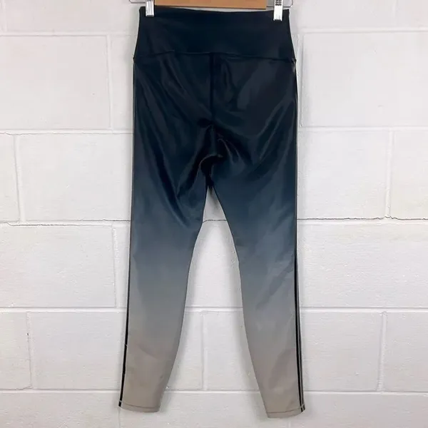 Good American bronze core strength legging - Image 3