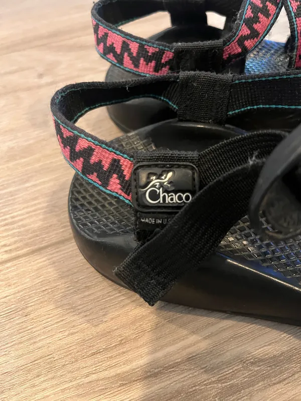 Chaco Black Size 8 - Image 2