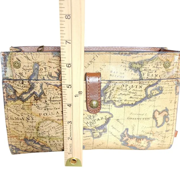 NWOT Patricia Nash European Map Crossbody Tan Wanderlust Shoulder Bag w/Chain Sm - Image 4