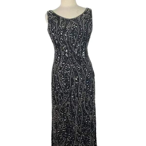 PISARRO NIGHTS Sequin & Bead Sleeveless Gown size 4 - Image 8