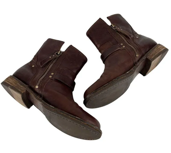 UGG Fabrizia Buckle Biker Boots Ankle Boots 7.5 Dark Brown 1001661 - Image 10