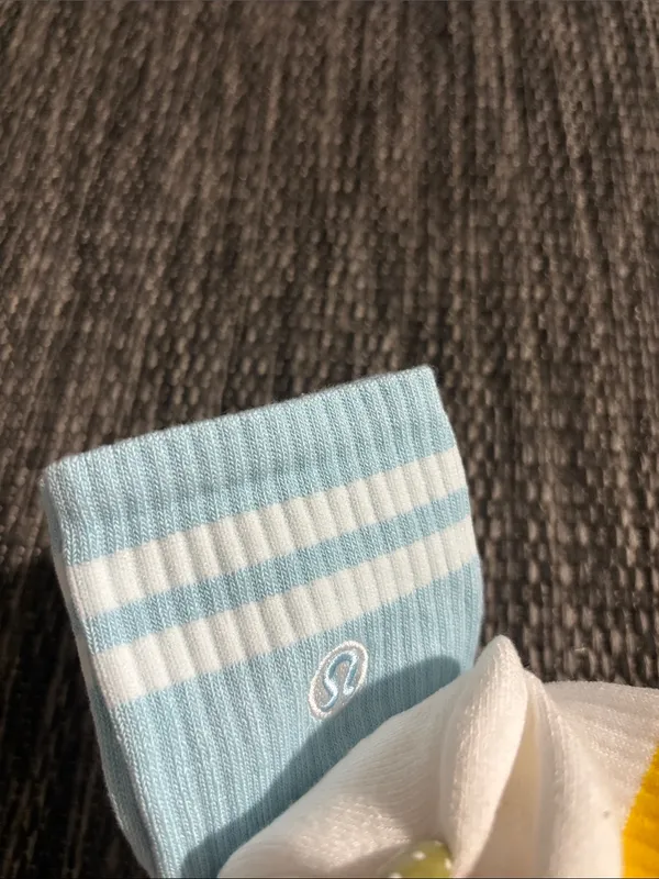 Lululemon Daily Essentials Socks 3 Pair Candy Cloud Foam Cloud White Yellow Sz L - Image 6