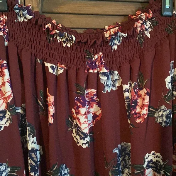 Pretty floral boutique tunic - Image 2