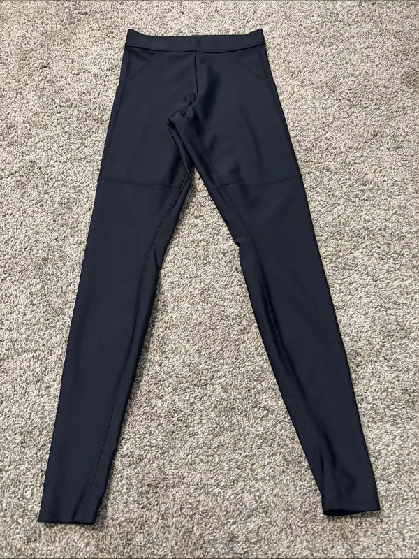 ALO Yoga High Waist 4 Pocket Utility Legging size XS - Image 2