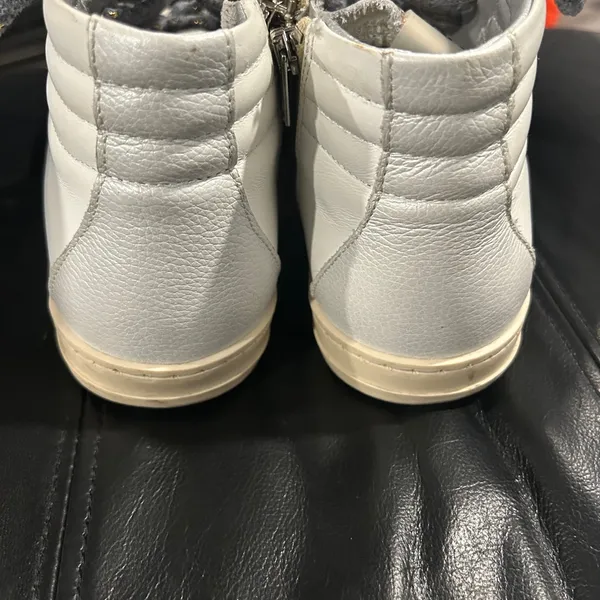 P448 Cream and Silver Sneakers with Glitter Laces - Image 4
