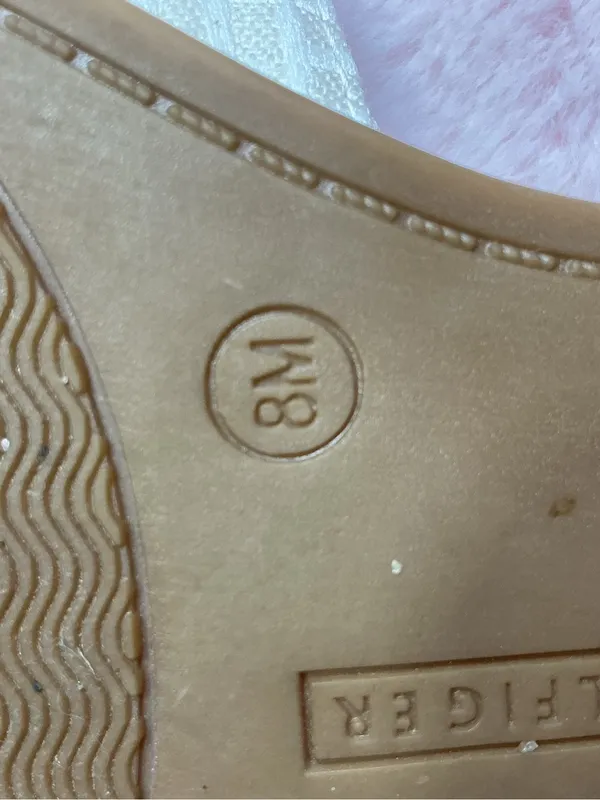 Tommy Hilfiger Cream Slide Mules with Gold Logo Accent - Image 5