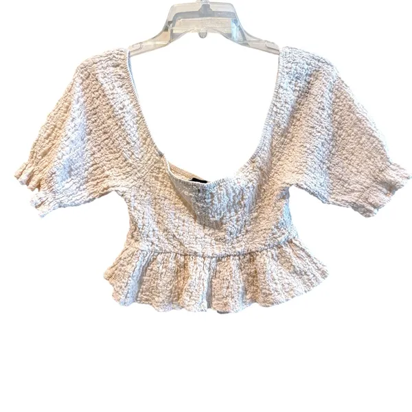 Forever 21 Cream Peplum Crop Top Puff Sleeves‎ Smocked Women’s Size Small - Image 2