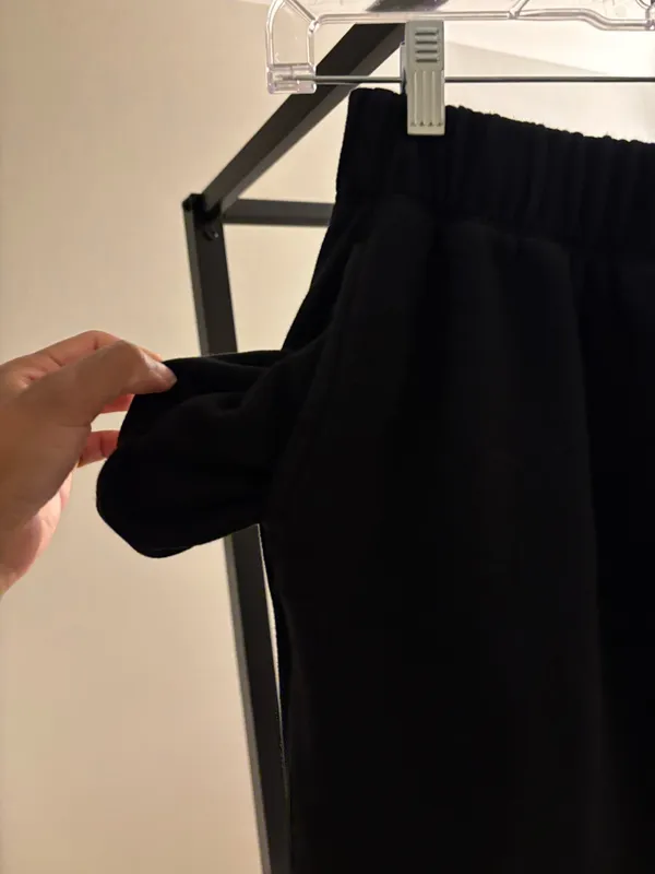 Forever 21 Black Wide-Leg Sweatpants - Image 3