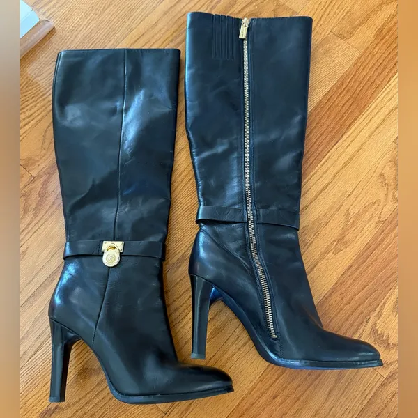 MICHAEL Michael Kors Knee-High Black Leather Heel Boots with Gold MK Size 7M - Image 4
